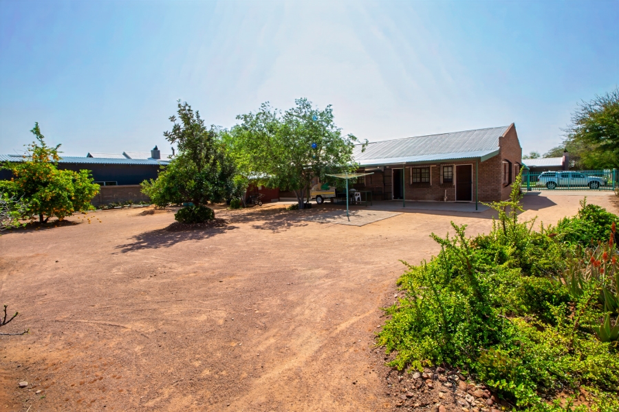 3 Bedroom Property for Sale in Keidebees Northern Cape